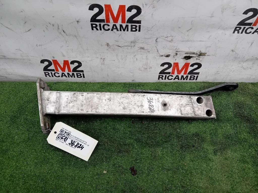 Longherone ANT SX 51811234 Alfa Romeo Giulietta 2013