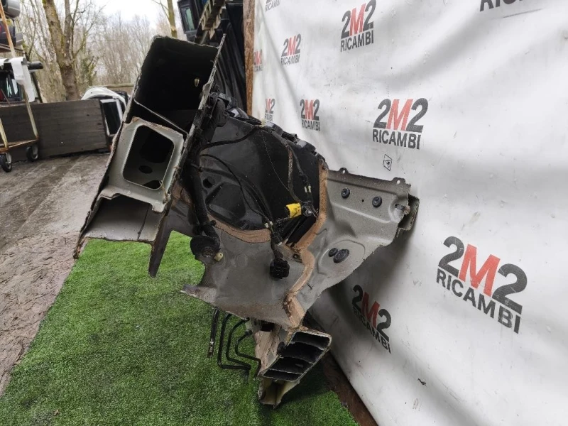 Longherone ANT SX LONGHERONE ANT SX Bmw Serie 5 G30 Berlina 2016