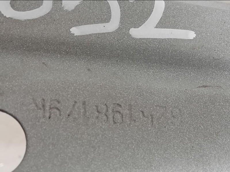 Longherone ANT SX 625198179R Dacia Duster I 2014