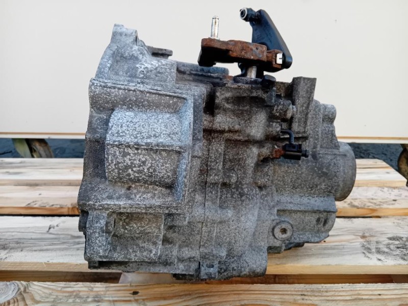 Cambio KXZ 6 MARCE MANUALE Volkswagen Passat V 2005