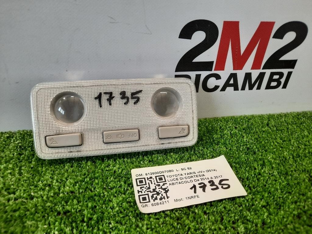 LUCE DI Cortesia Abitacolo 812600D070B0 Toyota Yaris IV 2014
