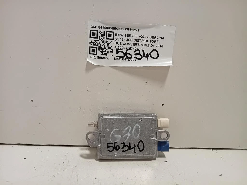 USB Distributore HUB Convertitore 8410935554903 Bmw Serie 5 G30 Berlina 2016