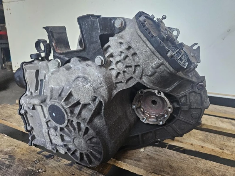 Cambio NAY 0AM300054HX010 Volkswagen POLO VI 2009