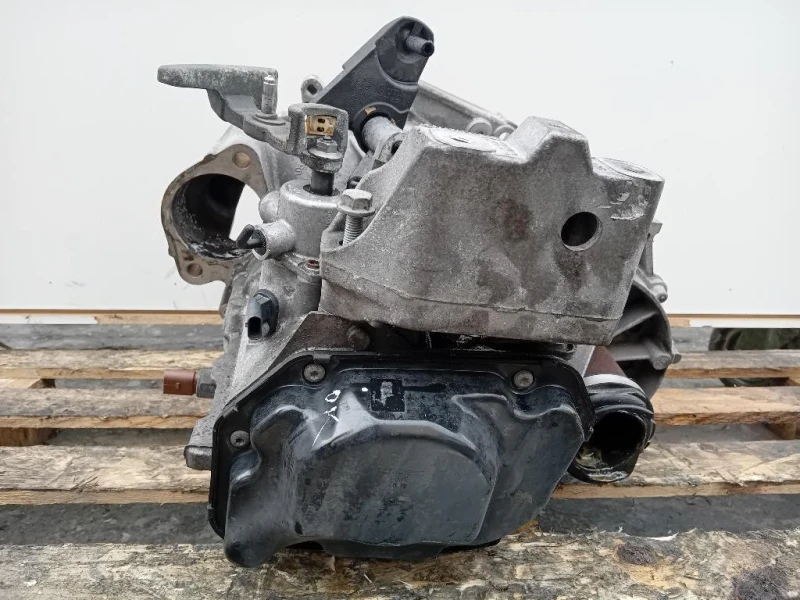 Cambio SJD 5 MARCE MANUALE Volkswagen POLO VII 2017