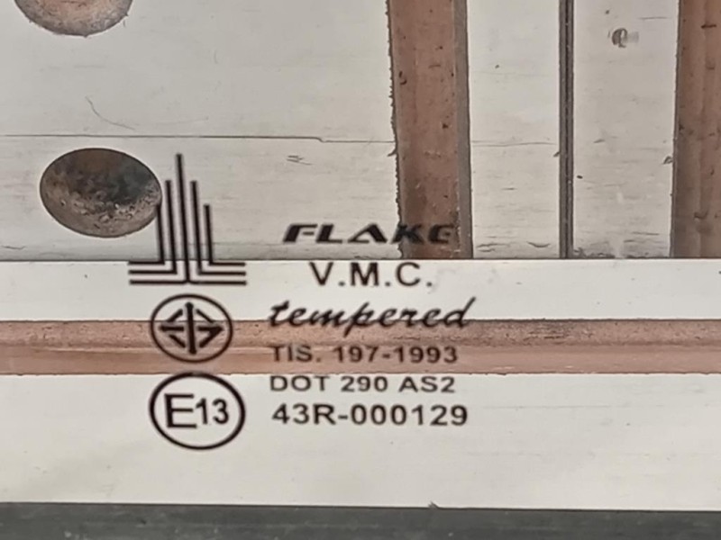 Lunotto 79700EB300 Nissan Navara 2010