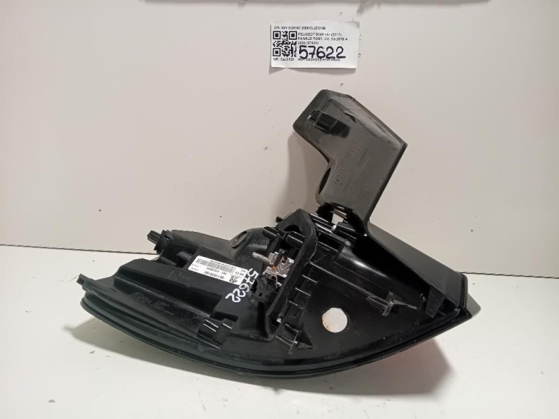 Fanale POST DX 9811028180 Peugeot 5008 II 2017