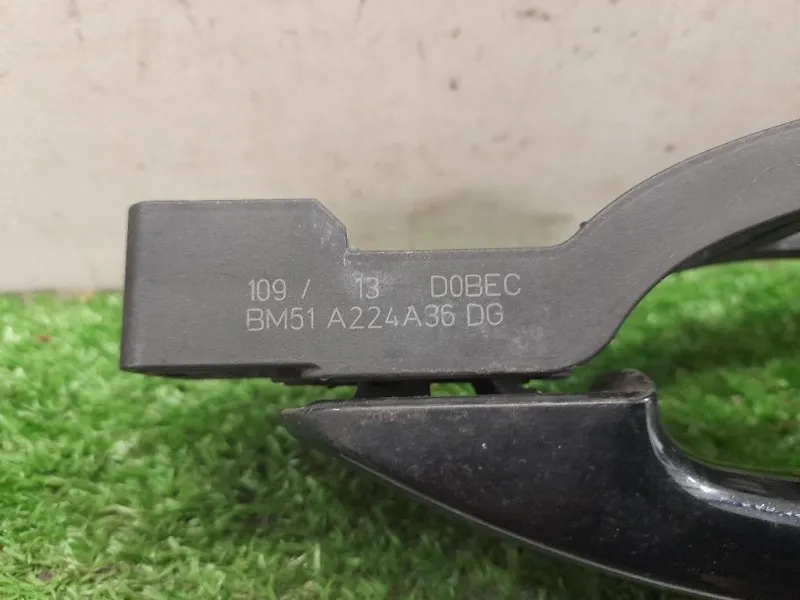 Maniglia Porta EST ANT DX BM51A224A36DG Ford Focus IV SW 2011