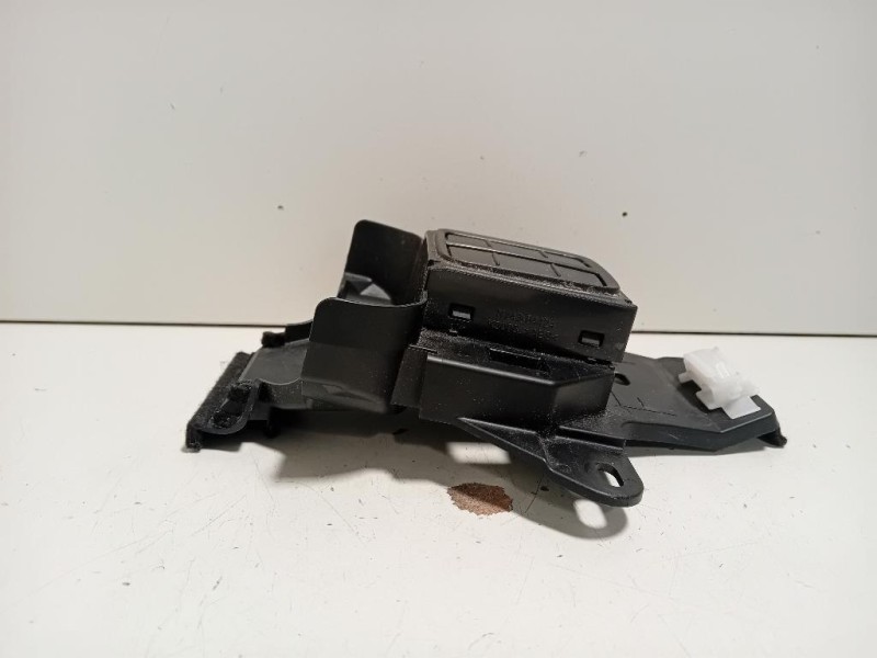 VANO Portaoggetti Console Centrale ANT N243-64416 Mazda MX5 IV 2015