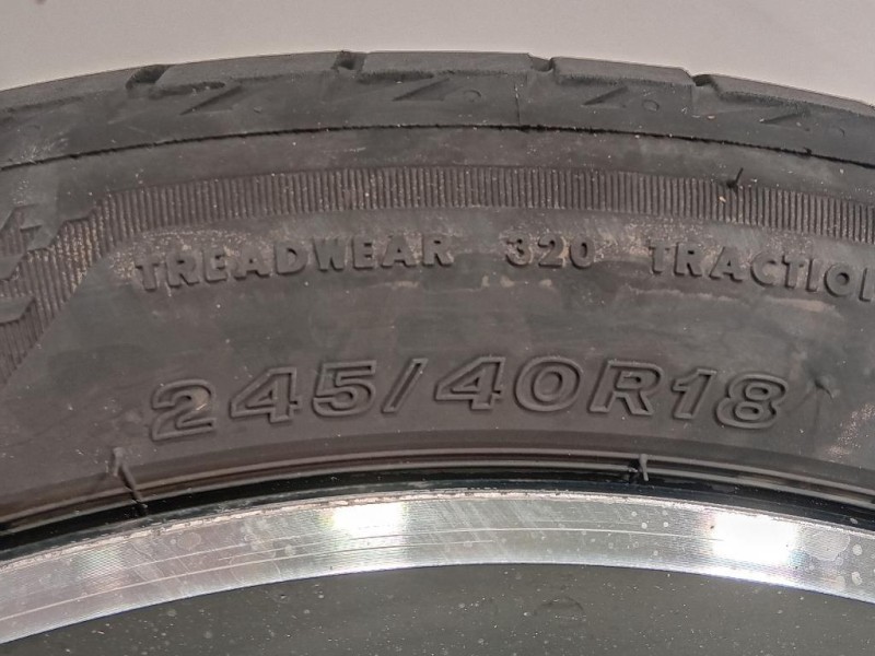 KIT 4 Cerchi A2124010400 Mercedes Classe E W212 2009