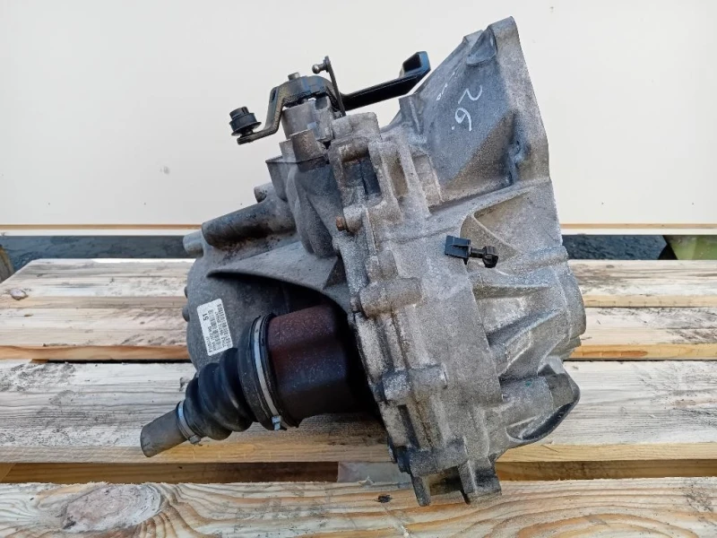 Cambio AV6R7002 MG 36011557 6 MARCE MANUALE Volvo V50 2004