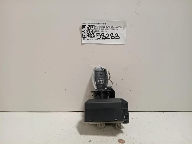 Bloccasterzo A2469054702 Mercedes Classe A W176 2015