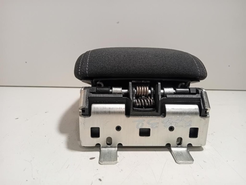 Bracciolo Console Centrale BRACCIOLO CONSOLE CENTRALE Peugeot 308 II SW 2014