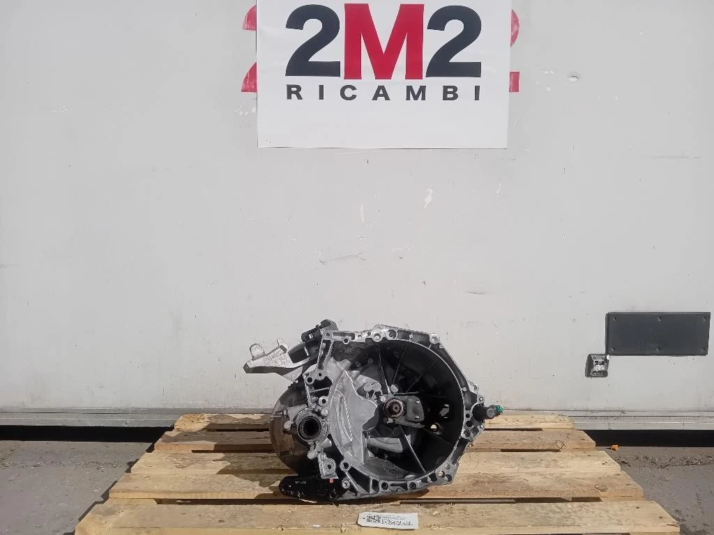 Cambio 6 MARCE MANUALE Peugeot 2008 II 2020