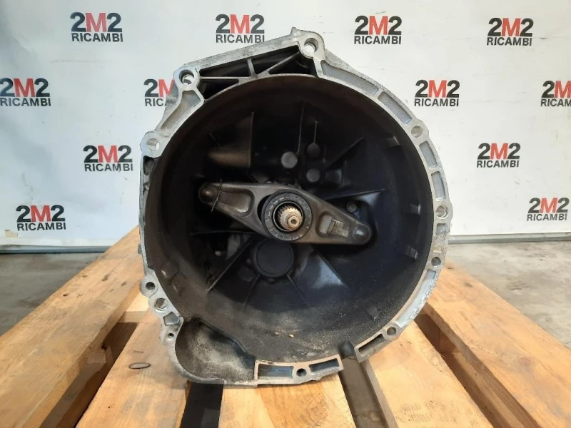 Cambio Revisionato 23008610983 6 MARCE MANUALE Bmw Serie 1 F20 Berlina 2012