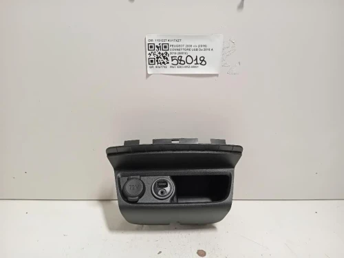 Connettore USB 1131227 Peugeot 2008 I 2016