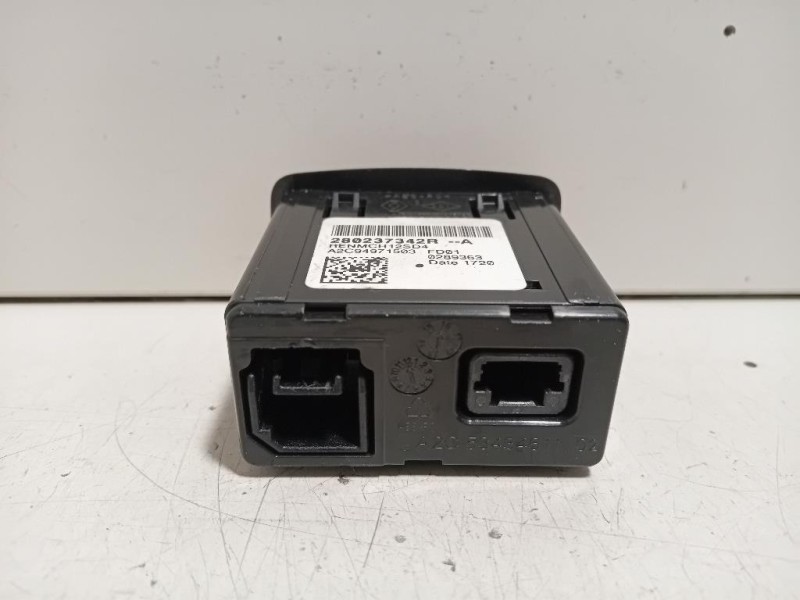 Connettore USB 280237342R Renault Mégane IV 2016