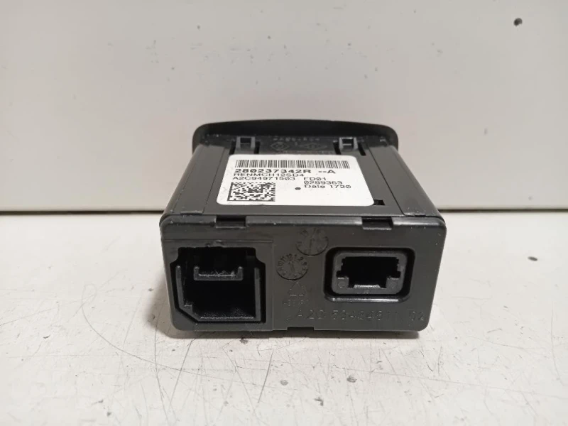 Connettore USB 280237342R Renault Mégane IV 2016