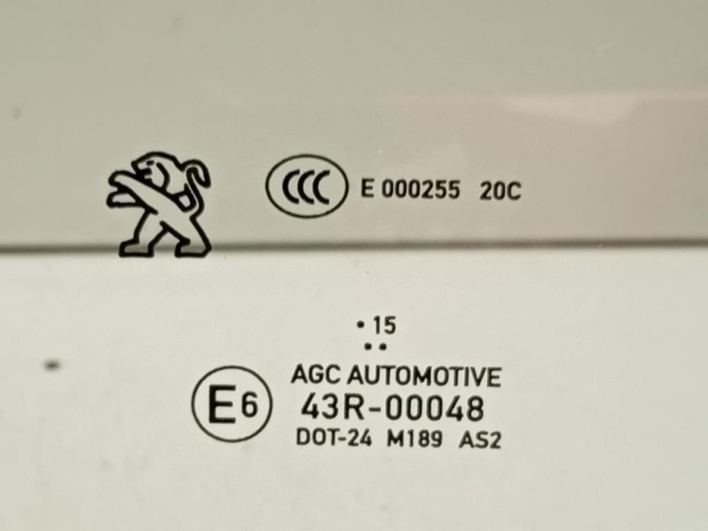 Cristallo Fisso Parafango POST DX 9804000380 Peugeot 308 II SW 2014