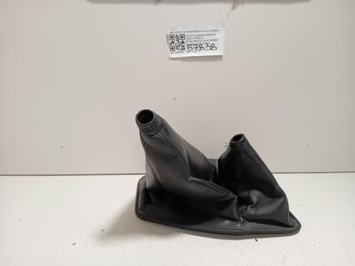 Cuffia DI Rivestimento LEVA Cambio CUFFIA DI RIVESTIMENTO LEVA CAMBIO Toyota Landcruiser 120 2003