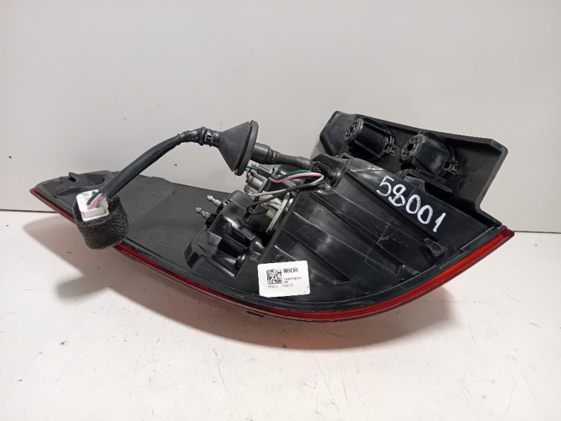Fanale EST POST DX 92402G4200 Hyundai I30 III CW 2020