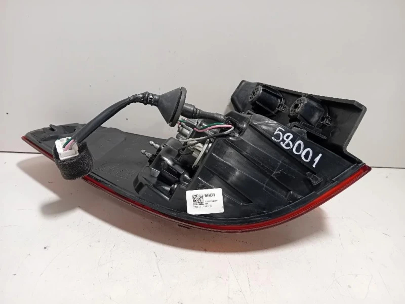Fanale EST POST DX 92402G4200 Hyundai I30 III CW 2020