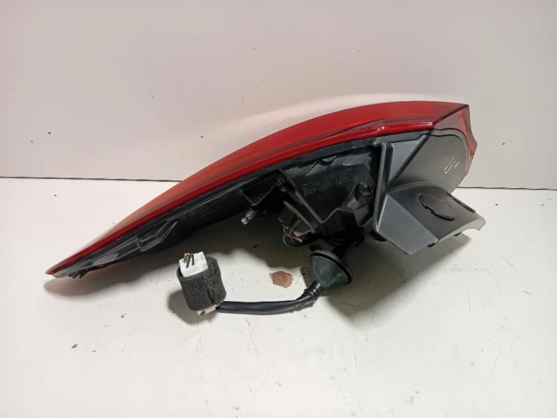 Fanale EST POST DX 92402G4200 Hyundai I30 III CW 2020