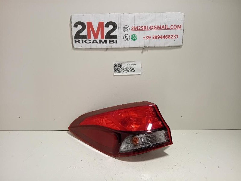 Fanale EST POST SX 92401G4200 Hyundai I30 III CW 2020