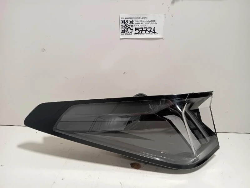 Fanale EST POST SX 9840202680 Peugeot 3008 II 2020