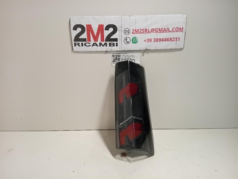 Fanale INF POST DX FR26950232 Peugeot 2008 II 2020