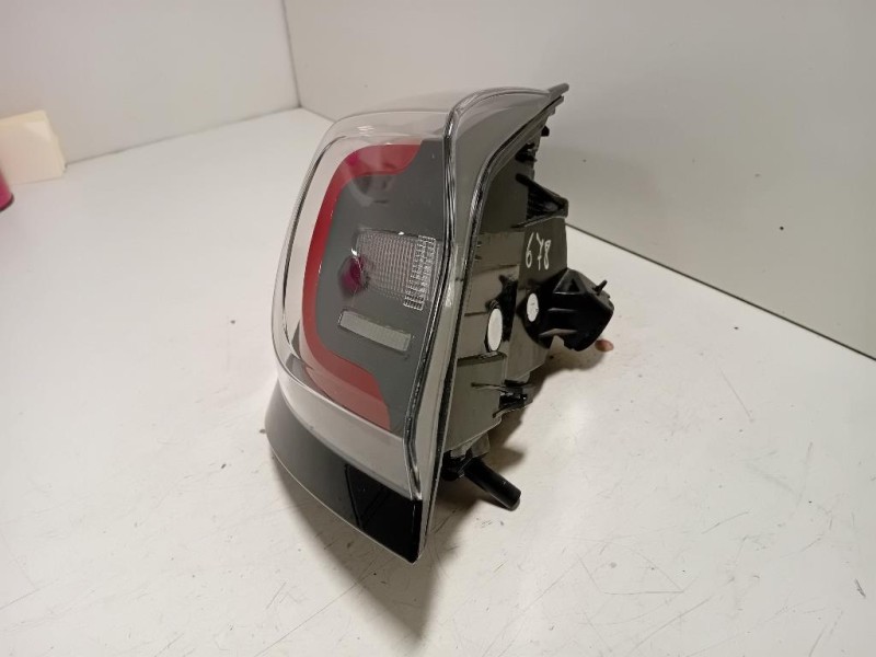 Fanale POST DX L1TB-13405-AG Ford PUMA II 2019