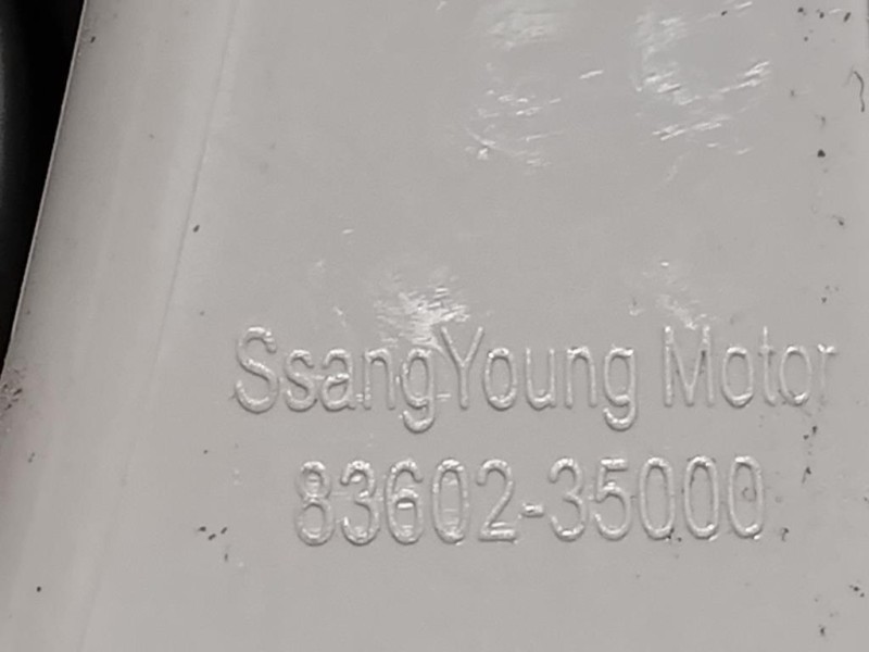 Fanale POST DX 83602-35000 Ssangyong Tivoli 2015