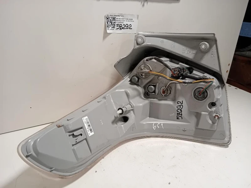 Fanale POST DX 83602-35000 Ssangyong Tivoli 2015