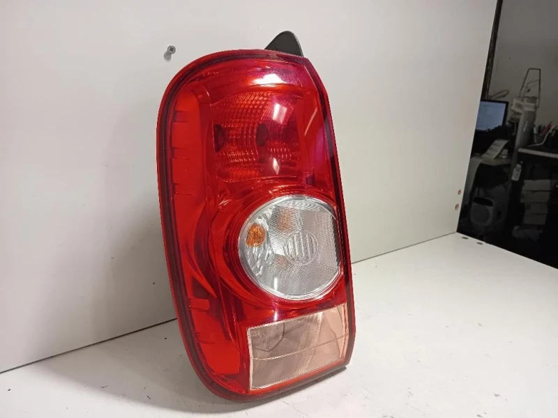 Fanale POST SX 265553627R Dacia Duster I 2014