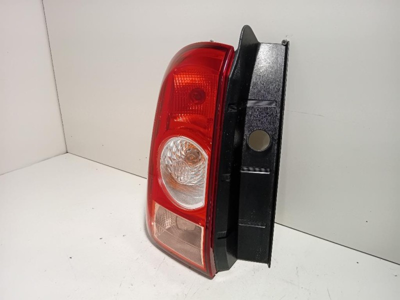 Fanale POST SX 265553627R Dacia Duster I 2014