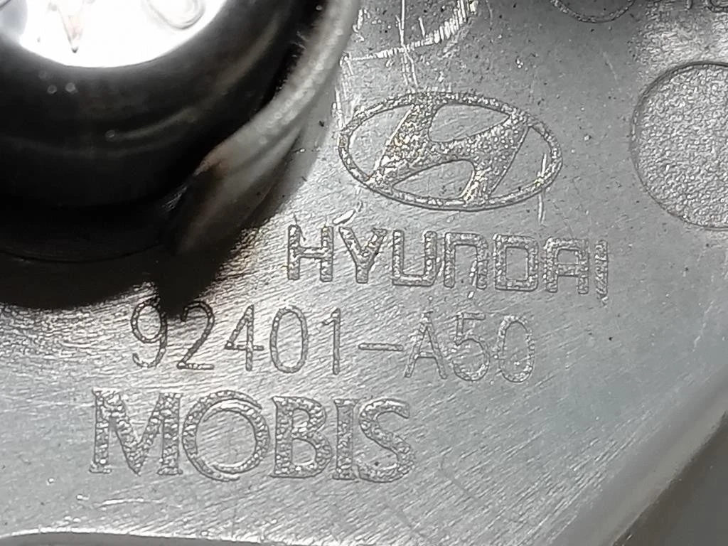 Fanale POST SX 92401-A50 Hyundai I30 II 2015