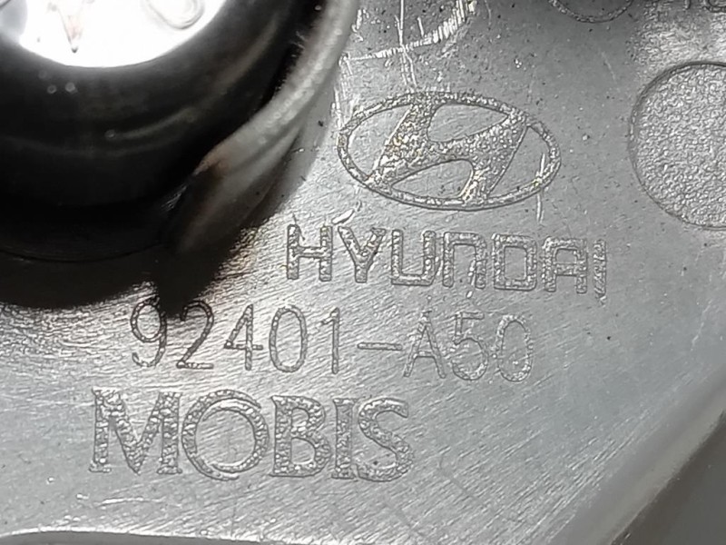 Fanale POST SX 92401-A50 Hyundai I30 II 2015