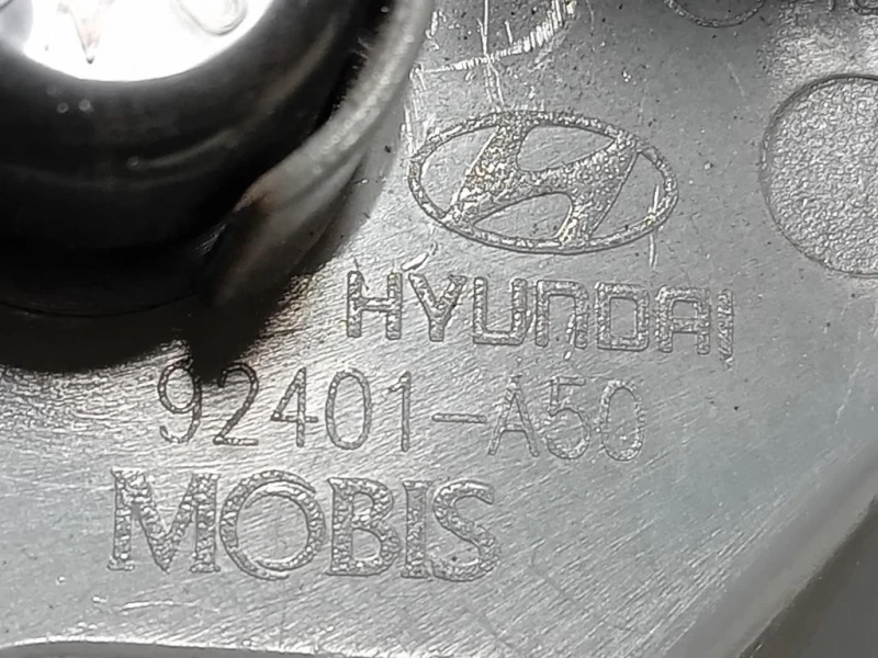 Fanale POST SX 92401-A50 Hyundai I30 II 2015