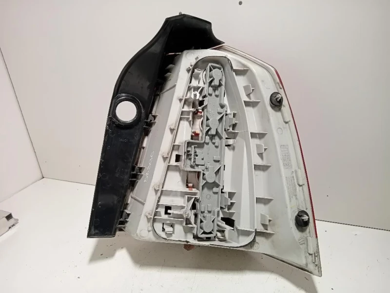 Fanale POST SX 084421960L Opel Zafira B 2005