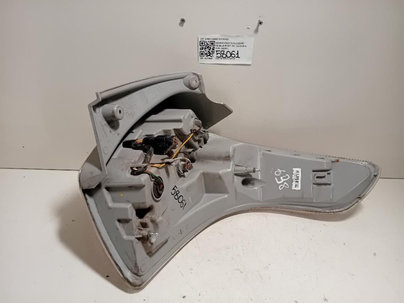 Fanale POST SX 83601-35000 Ssangyong Tivoli 2015