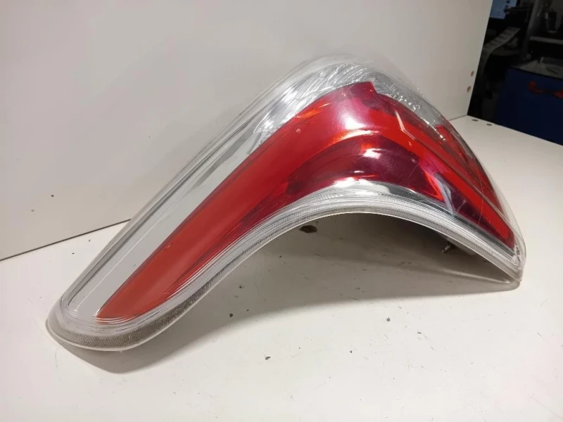 Fanale POST SX 83601-35000 Ssangyong Tivoli 2015