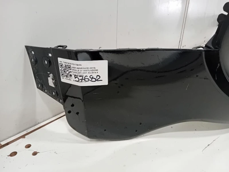 Griglia DI Ventilazione Paraurti ANT 735587827 Jeep Renegade 2015