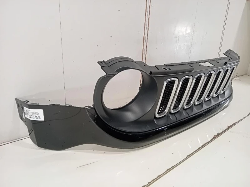 Griglia DI Ventilazione Paraurti ANT 735587827 Jeep Renegade 2015