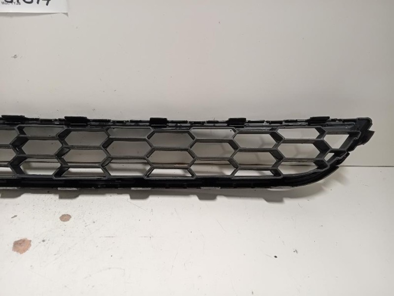 Griglia DI Ventilazione Paraurti INF ANT C1BJ-17K945-AB Ford Fiesta VI 2012