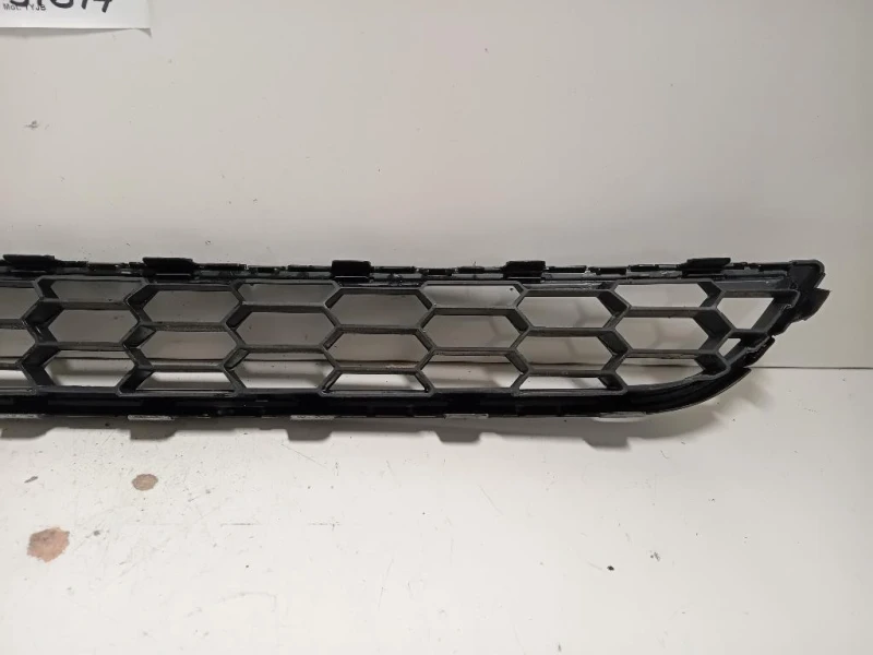 Griglia DI Ventilazione Paraurti INF ANT C1BJ-17K945-AB Ford Fiesta VI 2012