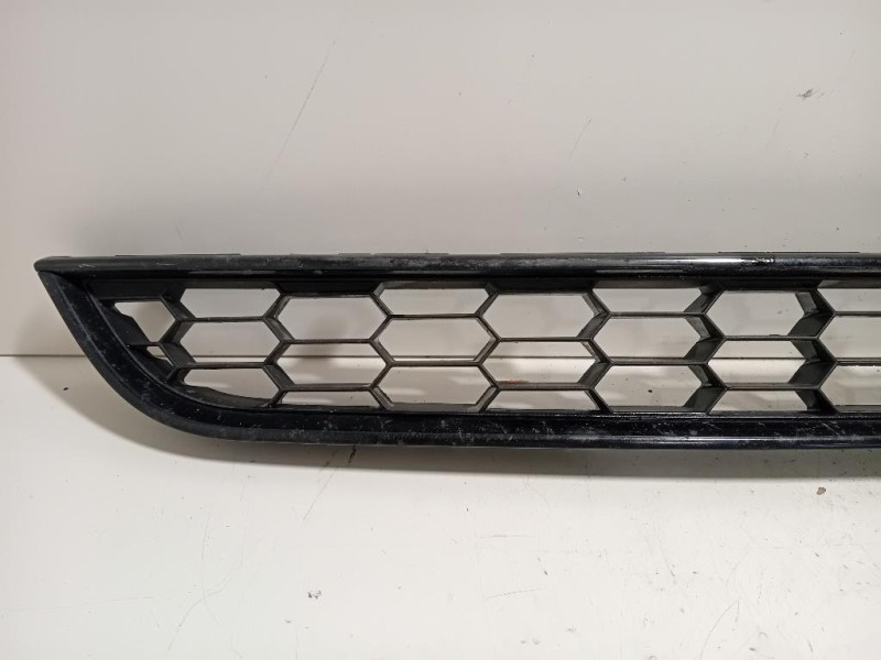 Griglia DI Ventilazione Paraurti INF ANT C1BJ-17K945-AB Ford Fiesta VI 2012