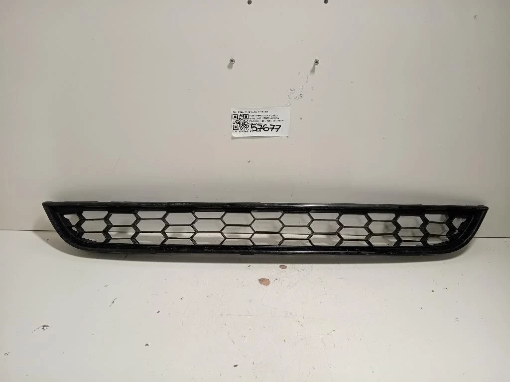 Griglia DI Ventilazione Paraurti INF ANT C1BJ-17K945-AB Ford Fiesta VI 2012