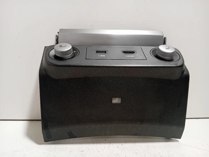 Interruttore Riscaldamento Sedile ANT 76565-35010 Ssangyong Tivoli 2015