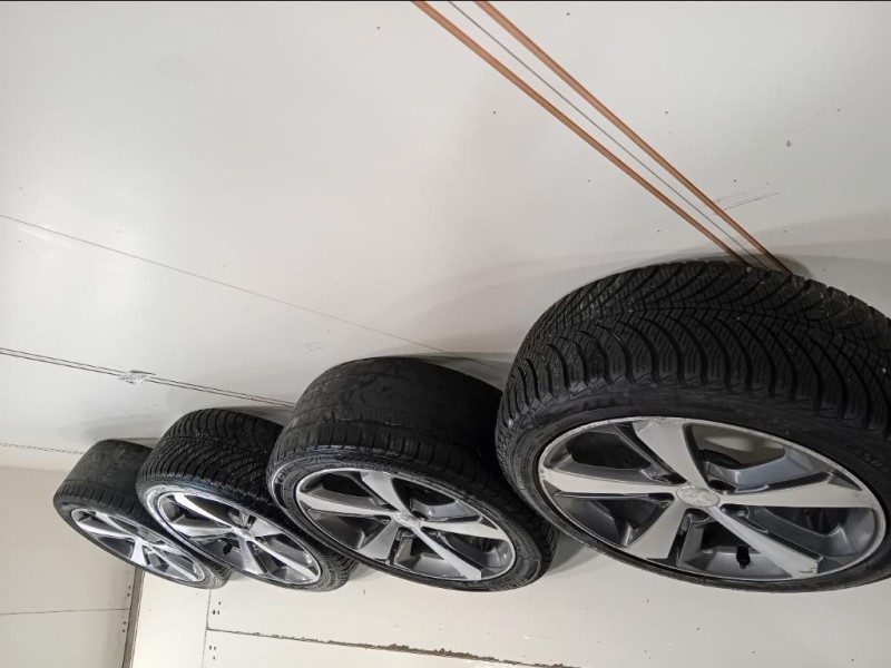 KIT 4 Cerchi 9877989777 Peugeot 308 II SW 2014