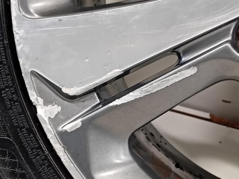 KIT 4 Cerchi 9877989777 Peugeot 308 II SW 2014