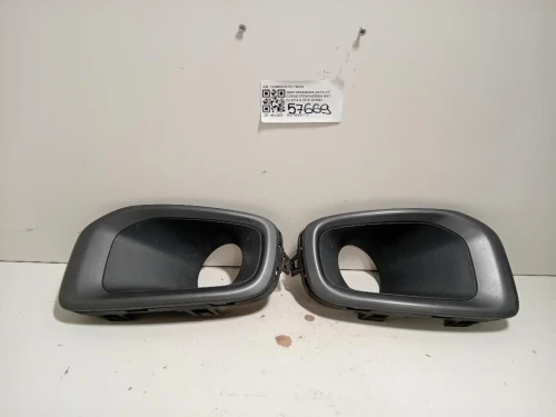 KIT Cornici Fendinebbia ANT 735585015735585013 Jeep Renegade 2015